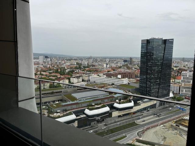 Apartment Skau White In Sky Park 3 Tower 27 Floor Panoramic View Free Parking *